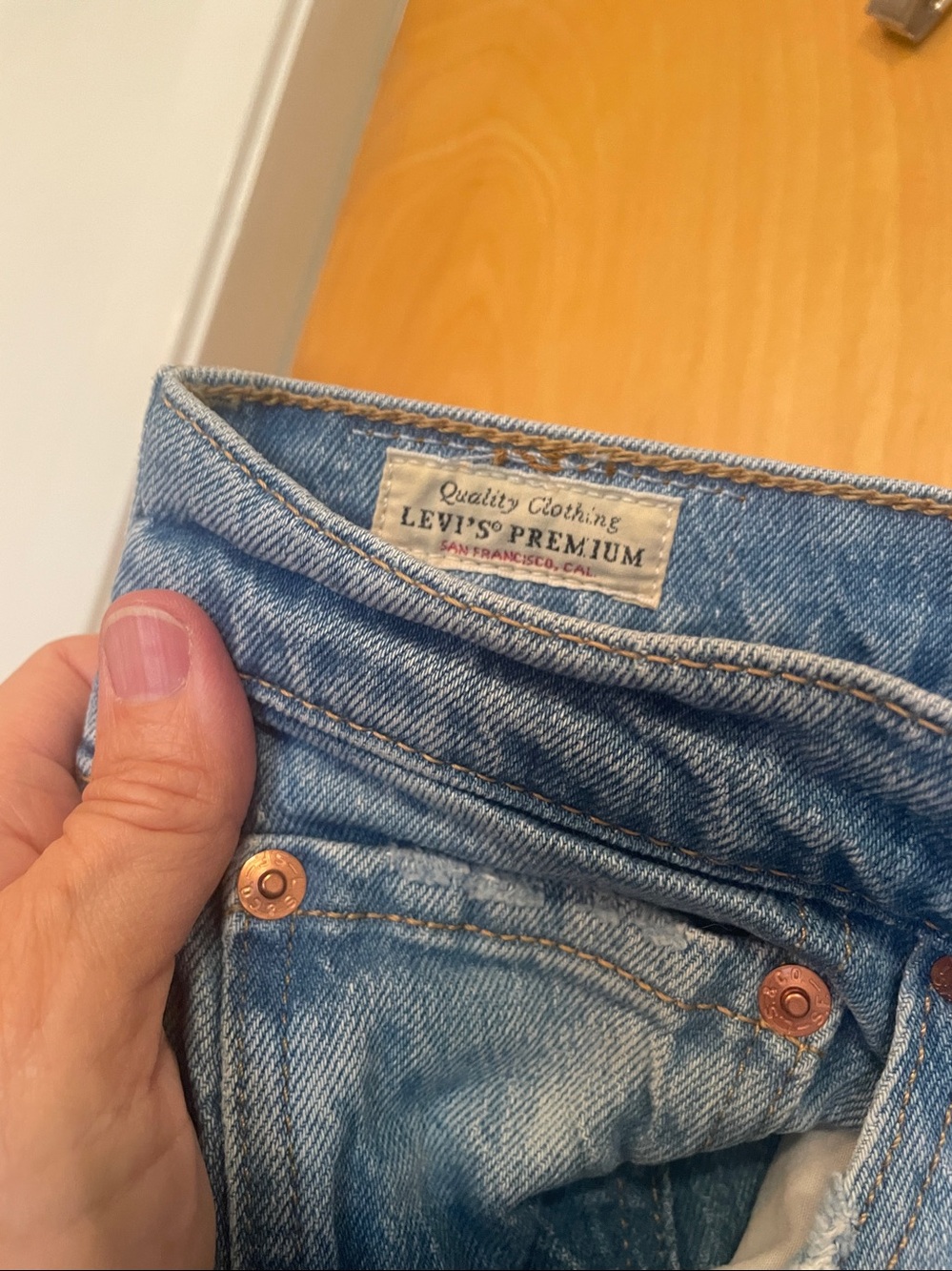 Levi’s Ribcage Bell NEW - Picture 3 of 5